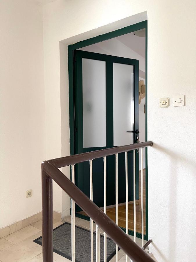 The Back Flat Apartamento Split Exterior foto
